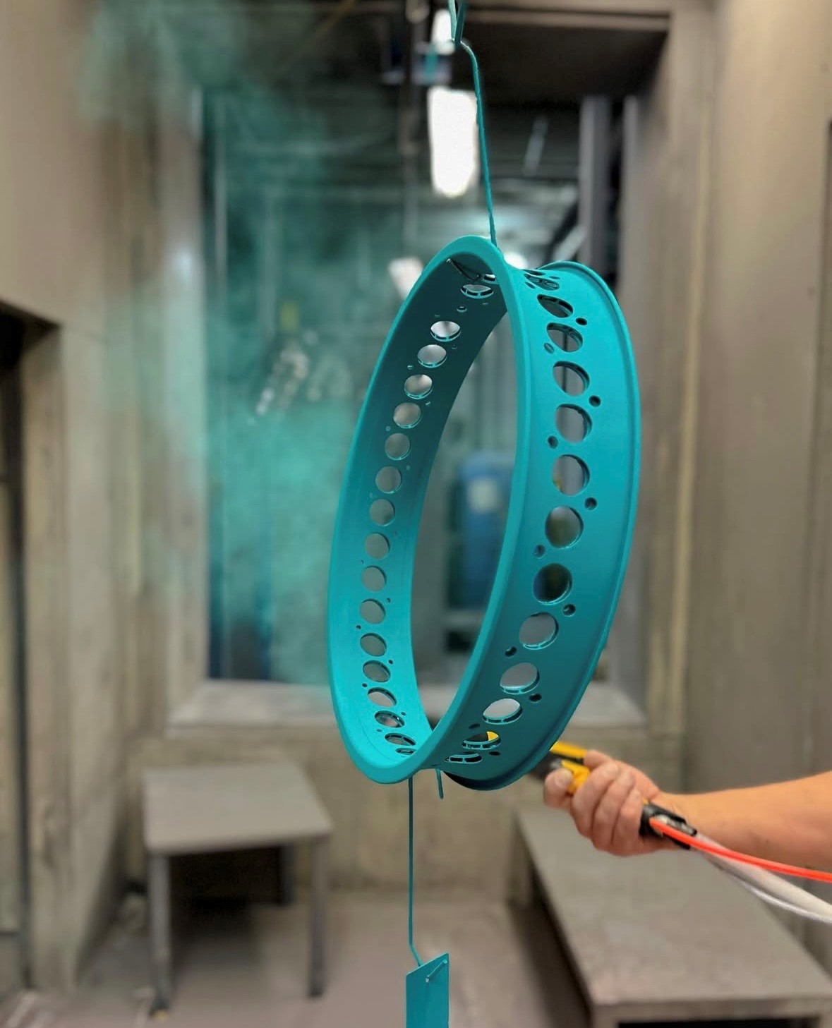 Powder coating conveyor line